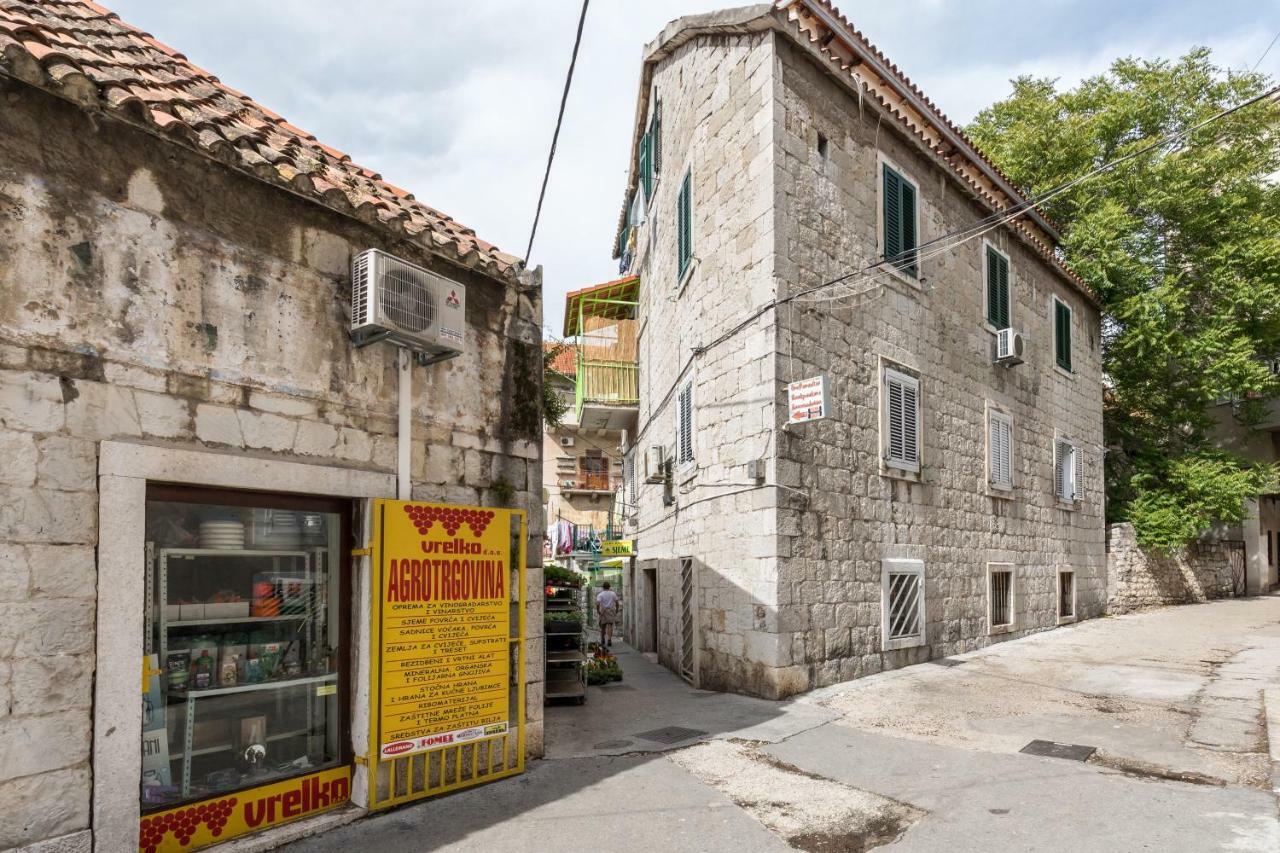 Studio Nana - By Golden Gate In Old Town Split Exterior foto